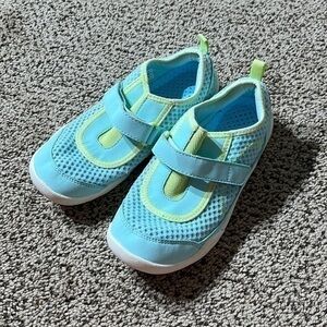 Lands end kids water shoes